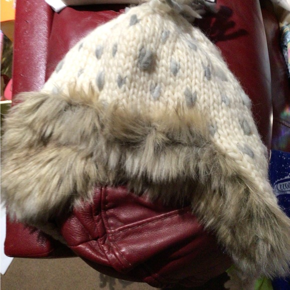 New American eagle fuzzy warm hat - Picture 3 of 3